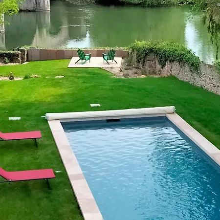Maison Familiale Pres Du Zoo De La Fleche Avec Piscine Chauffee, Jardin Et Cheminee - Fr-1-410-377 *