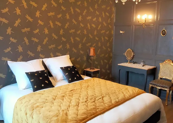 Maison Familiale Pres Du Zoo De La Fleche Avec Piscine Chauffee, Jardin Et Cheminee - Fr-1-410-377 *