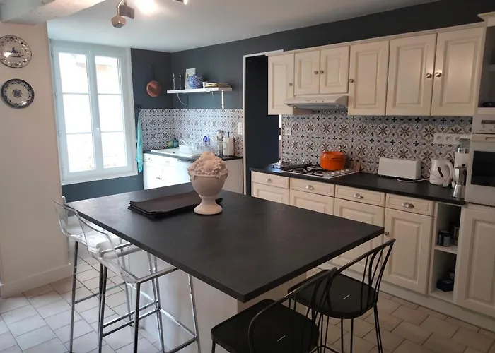 Maison Familiale Pres Du Zoo De La Fleche Avec Piscine Chauffee, Jardin Et Cheminee - Fr-1-410-377 Vakantiehuis Bazouges-sur-le-Loir